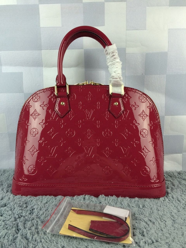 ルイヴィトンバッグ正面デザイン